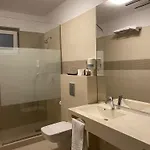 Parliament Square Hotel 3*