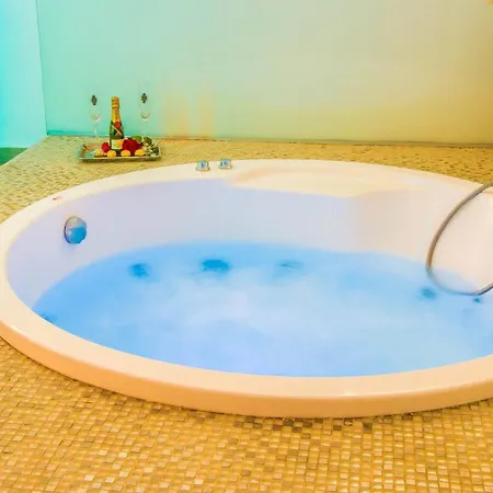 Hotel Parliament Square Bukareszt