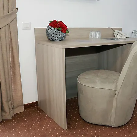 Parliament Square 酒店