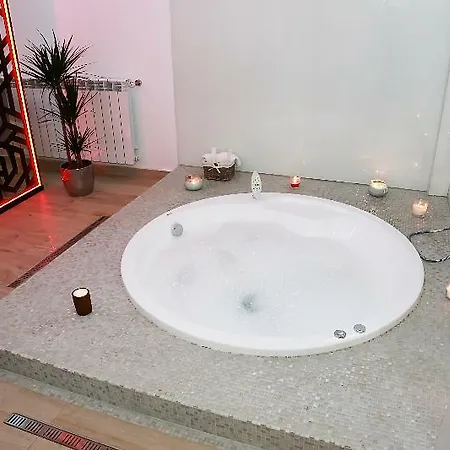 Parliament Square 3* 布加勒斯特