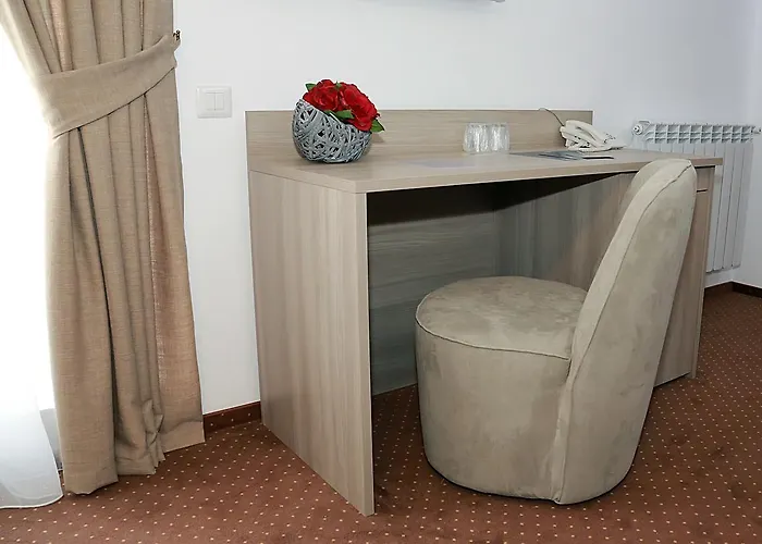 Parliament Square Hotel