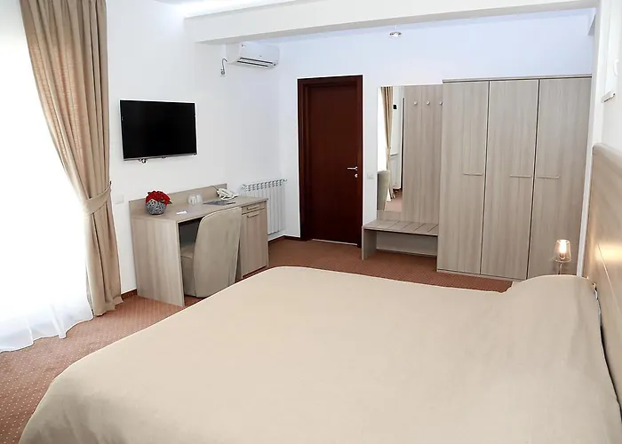 Parliament Square 3* Bucareste